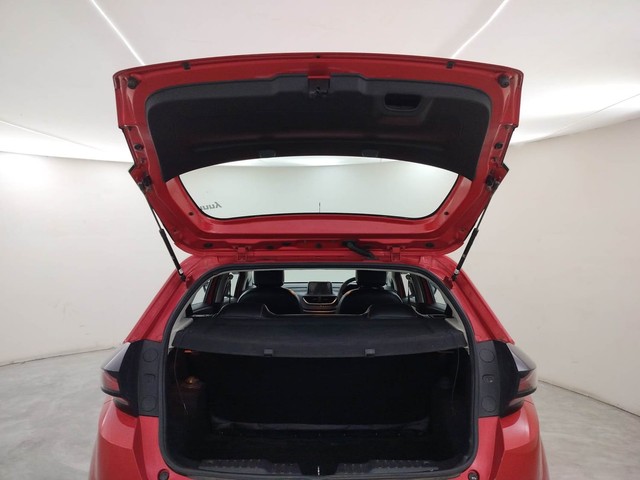 Second-hand 2021 Tata Altroz XT for sale in Coimbatore-25