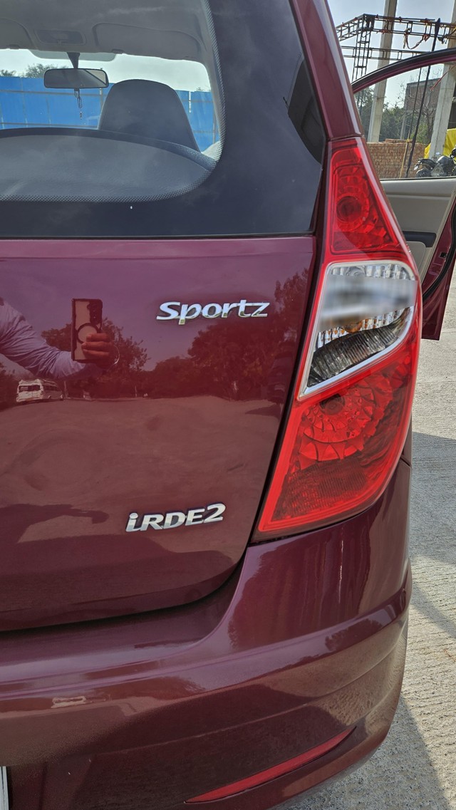 Second-hand 2015 Hyundai i10 Sportz 1.1L for sale in Faridabad-17