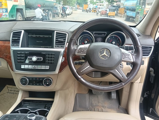Second-hand 2013 Mercedes-Benz M-Class ML 350 CDI for sale in Chennai-4