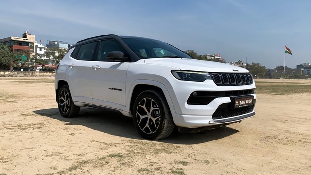 Second-hand 2024 Jeep Compass 2.0 Model S Opt 4x4 AT for sale in New Delhi-32