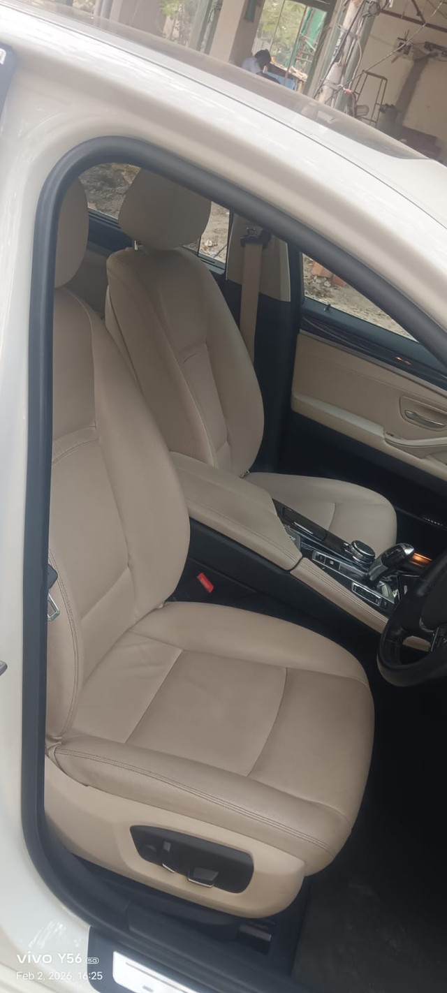 Second-hand 2016 BMW 5 Series 520d Luxury Line for sale in Chennai-15