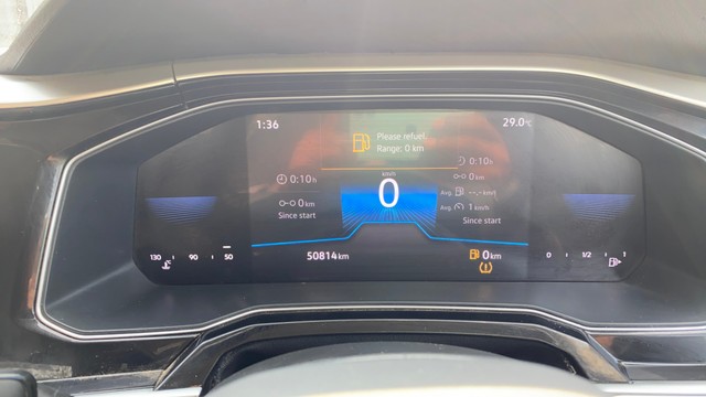 Second-hand 2023 Volkswagen Virtus Topline for sale in Ahmedabad-11