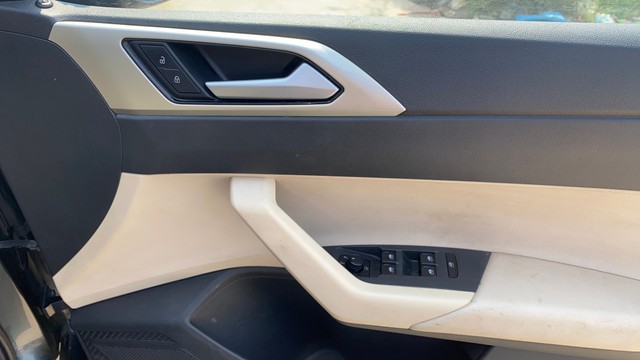 Second-hand 2023 Volkswagen Virtus Topline for sale in Ahmedabad-17