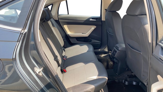 Second-hand 2023 Volkswagen Virtus Topline for sale in Ahmedabad-16