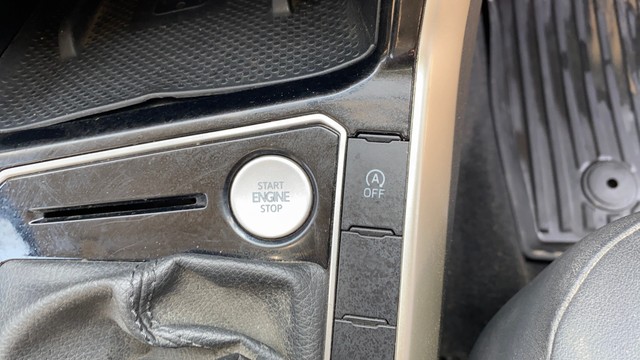 Second-hand 2023 Volkswagen Virtus Topline for sale in Ahmedabad-23