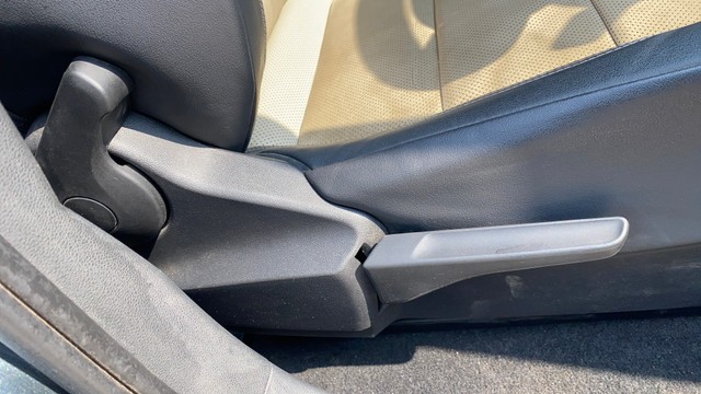 Second-hand 2023 Volkswagen Virtus Topline for sale in Ahmedabad-18