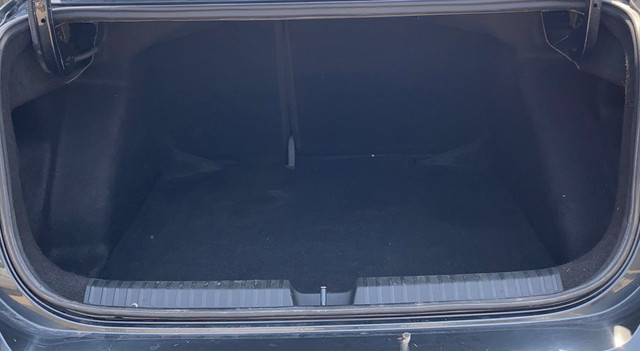 Second-hand 2023 Volkswagen Virtus Topline for sale in Ahmedabad-19