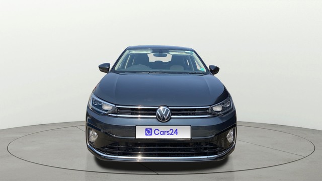 Second-hand 2023 Volkswagen Virtus Topline for sale in Ahmedabad-7