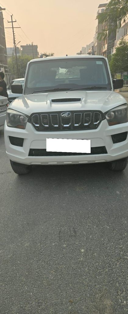 2017 Mahindra Scorpio 1.99 S6 Plus