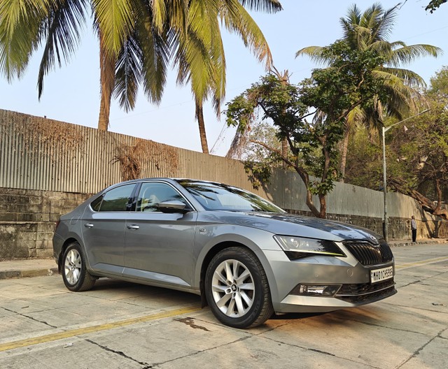 Second-hand 2016 Skoda Superb LK 1.8 TSI AT for sale in Mumbai-20