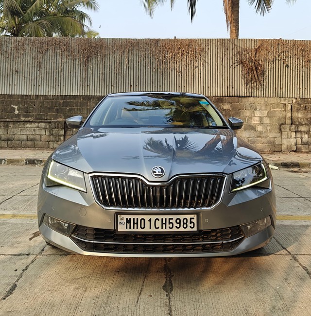 Second-hand 2016 Skoda Superb LK 1.8 TSI AT for sale in Mumbai-5