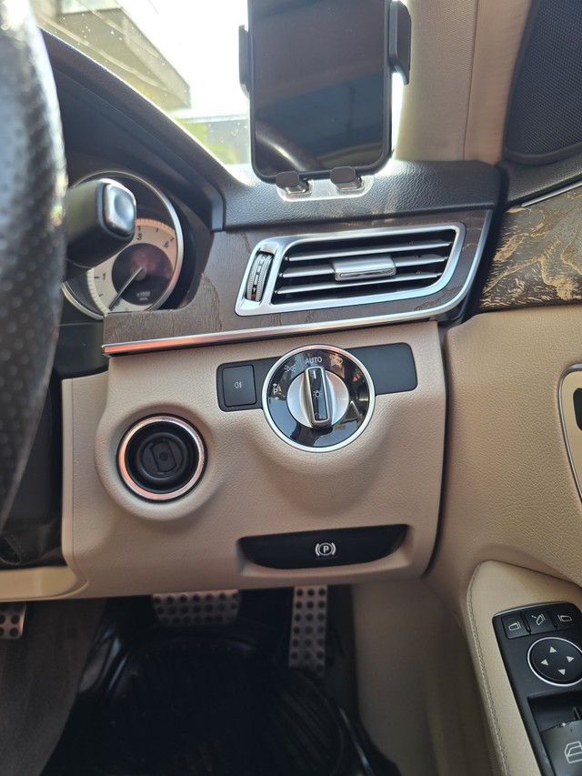 Second-hand 2016 Mercedes-Benz E-Class E250 CDI Avantgarde for sale in Chandigarh-7