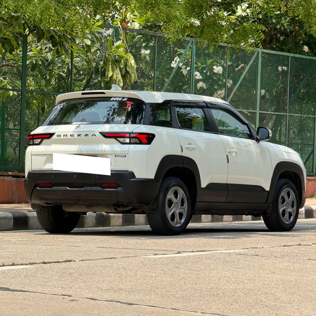 Second-hand 2023 Maruti Brezza Vxi for sale in New Delhi-10
