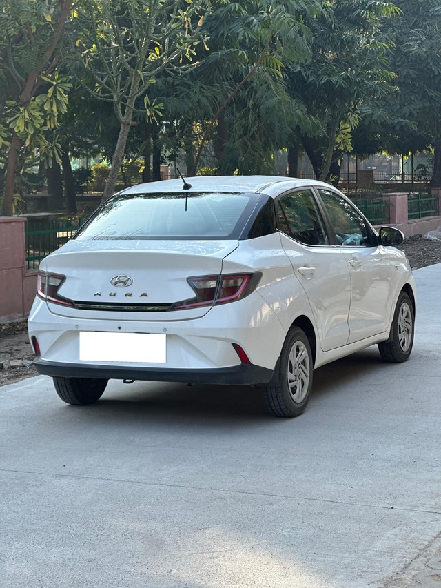 Second-hand 2021 Hyundai Aura S CNG for sale in Faridabad-10