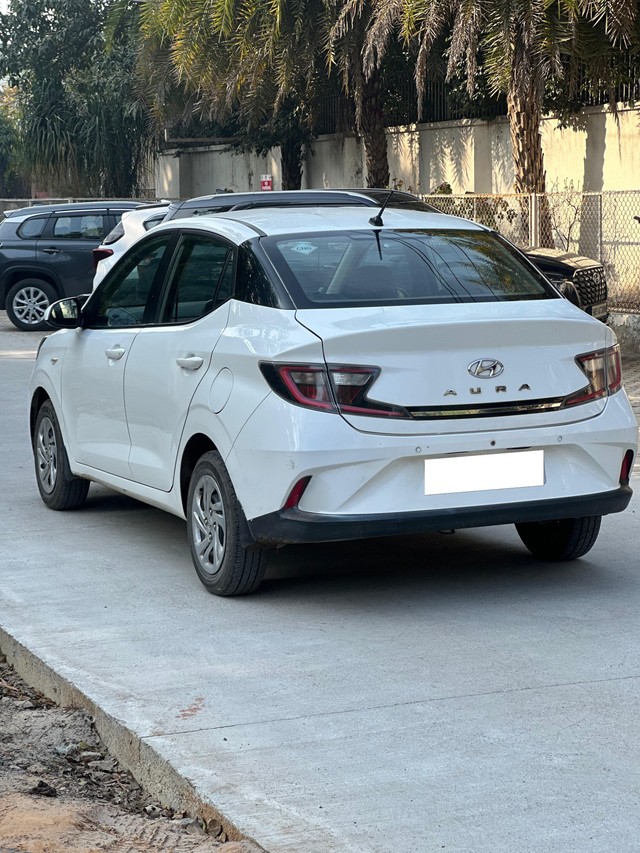 Second-hand 2021 Hyundai Aura S CNG for sale in Faridabad-9