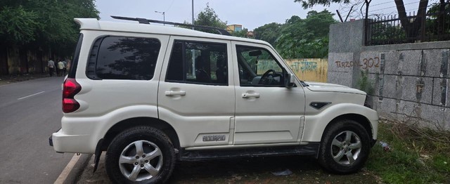 Mahindra Scorpio S7 140 BSIV Second-hand 2019 Mahindra Scorpio S7 140 BSIV for sale in New Delhi-3