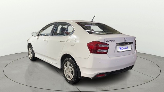 Second-hand 2013 Honda City E for sale in Kolkata-4