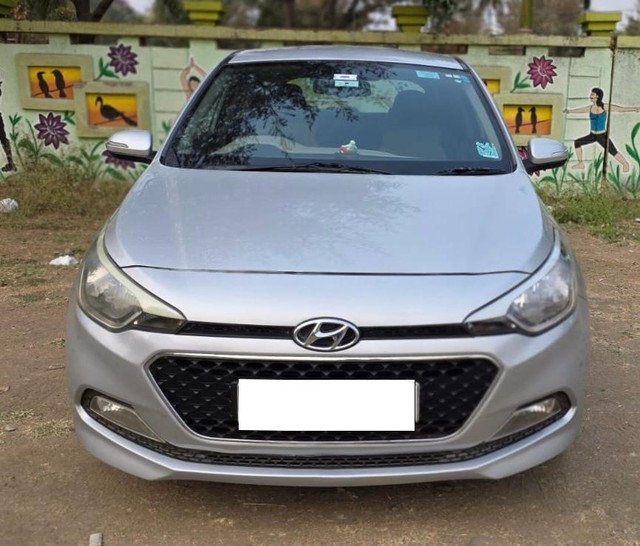 Second-hand 2015 Hyundai i20 Asta 1.4 CRDi for sale in Nagpur-5