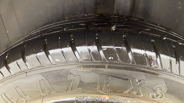 Second-hand 2019 Volkswagen Polo 1.0 MPI Trendline for sale in Ahmedabad-31