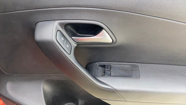 Second-hand 2019 Volkswagen Polo 1.0 MPI Trendline for sale in Ahmedabad-17