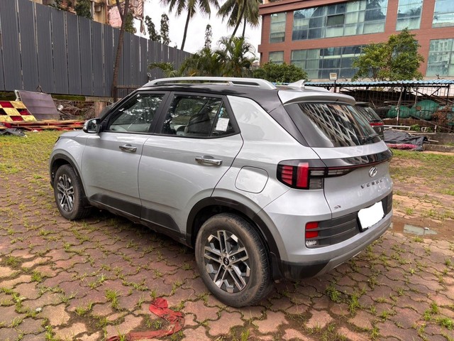 Second-hand 2023 Hyundai Venue SX Opt Turbo DCT for sale in Mumbai-10