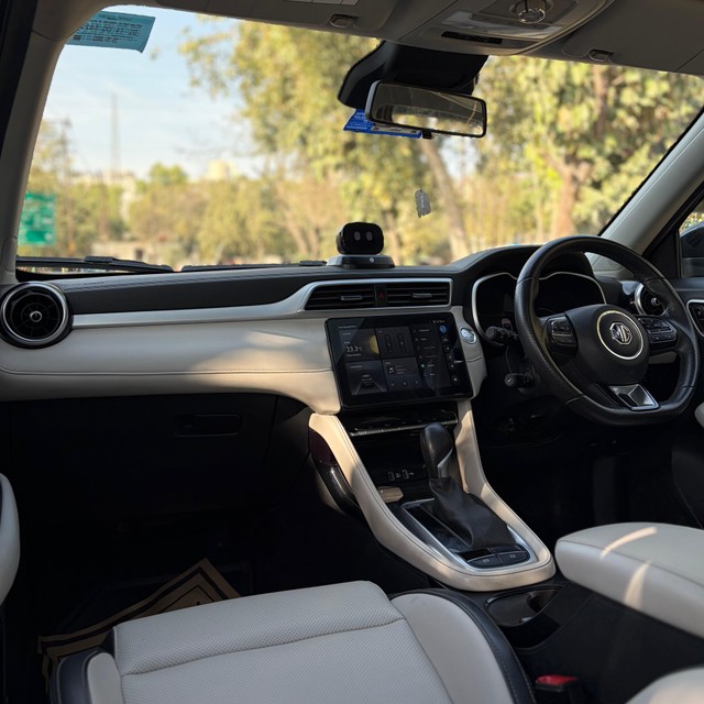 Second-hand 2022 MG Astor Sharp CVT BSVI for sale in Noida-16