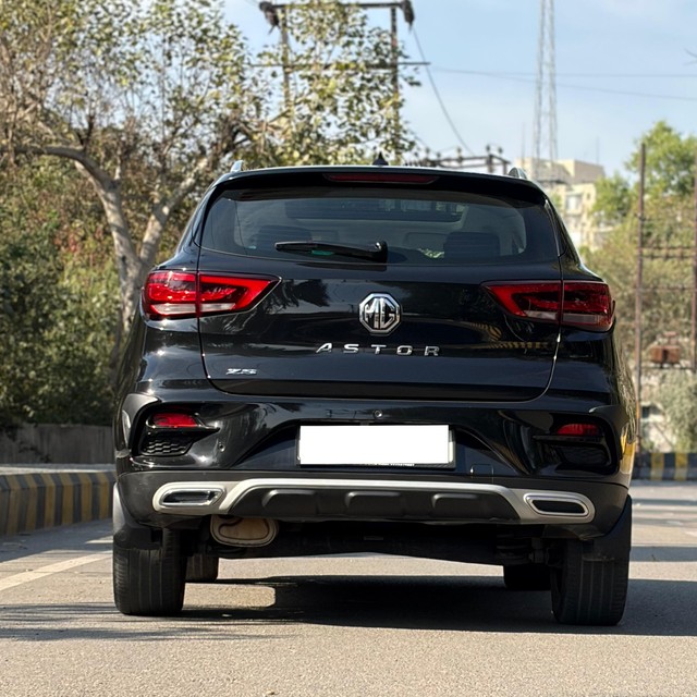 Second-hand 2022 MG Astor Sharp CVT BSVI for sale in Noida-2