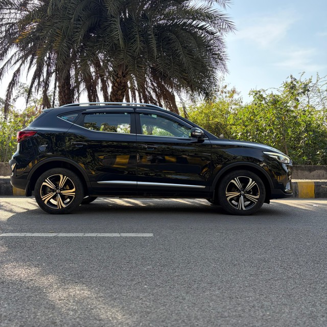 Second-hand 2022 MG Astor Sharp CVT BSVI for sale in Noida-1