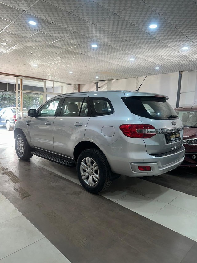 Second-hand 2017 Ford Endeavour 3.2 Titanium AT 4X4 for sale in Jaipur-16