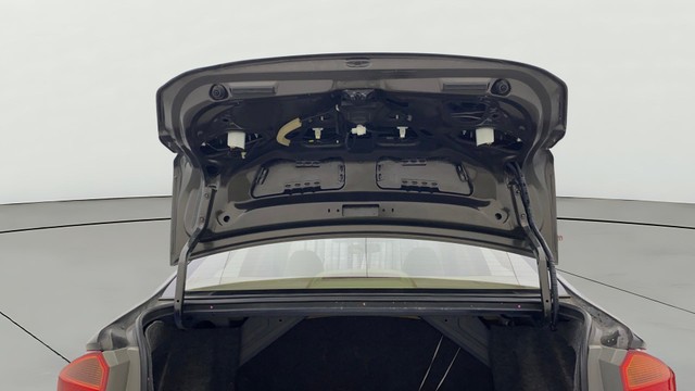 Second-hand 2016 Honda City i VTEC CVT VX for sale in Chennai-20