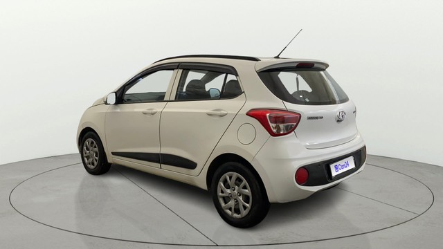 Hyundai Grand i10 1.2 Kappa Sportz BSIV Second-hand 2018 Hyundai Grand i10 1.2 Kappa Sportz BSIV for sale in Noida-4