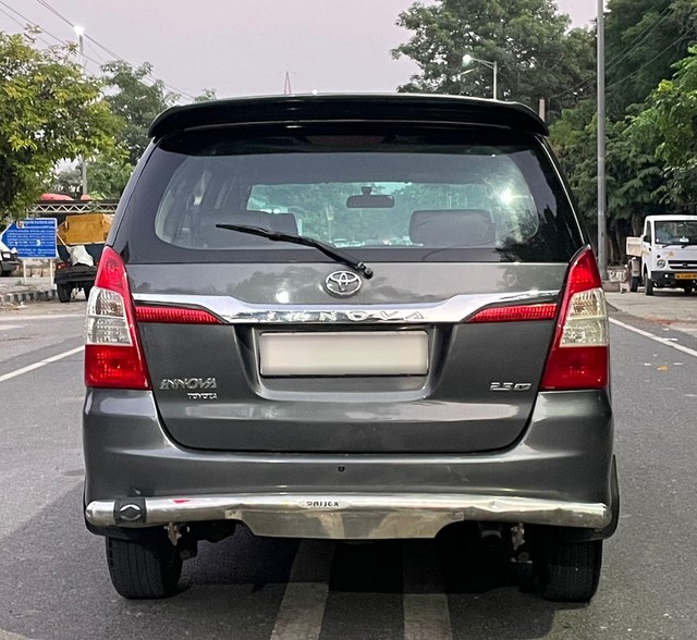 Second-hand 2015 Toyota Innova 2.5 VX (Diesel) 7 Seater BS IV for sale in New Delhi-2