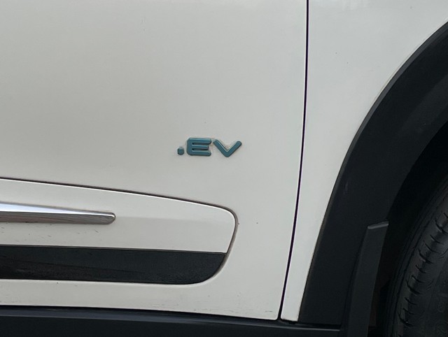 Second-hand 2024 Tata Nexon Creative for sale in New Delhi-6