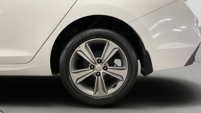 Second-hand 2018 Hyundai Verna VTVT 1.6 SX for sale in Noida-26