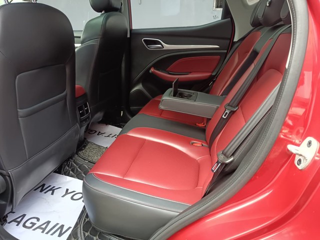 Second-hand 2023 MG Astor Savvy Sangria Turbo AT for sale in Chennai-12