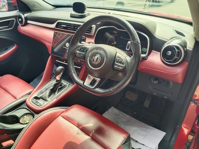 Second-hand 2023 MG Astor Savvy Sangria Turbo AT for sale in Chennai-7