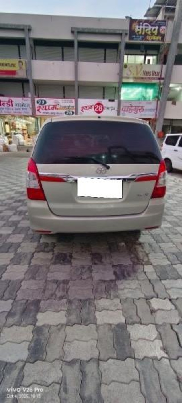 Toyota Innova 2.5 G (Diesel) 7 Seater BS IV Second-hand 2016 Toyota Innova 2.5 G (Diesel) 7 Seater BS IV for sale in Akola-14
