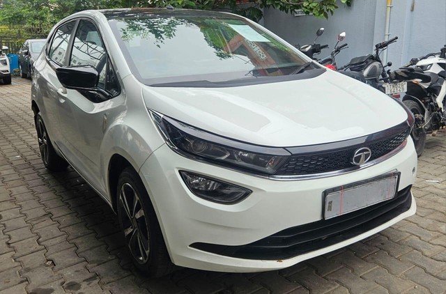 Second-hand 2022 Tata Altroz XZ Plus Diesel BSVI for sale in Chennai-4