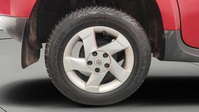 Second-hand 2014 Renault Duster 85PS Diesel RxL for sale in Pune-24