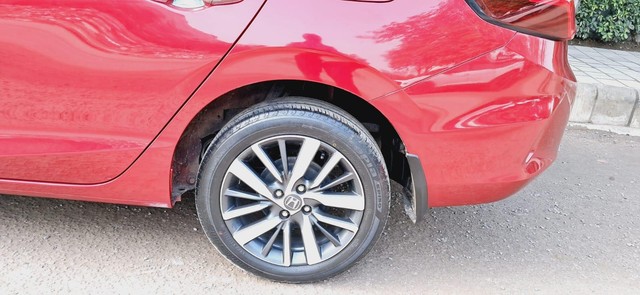 Second-hand 2022 Honda City ZX CVT for sale in New Delhi-7