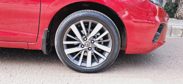 Second-hand 2022 Honda City ZX CVT for sale in New Delhi-23