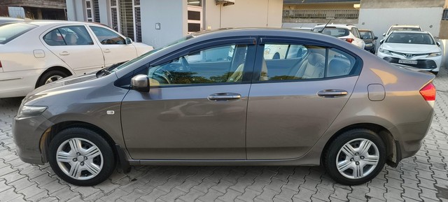 Second-hand 2011 Honda City S for sale in Chandigarh-6