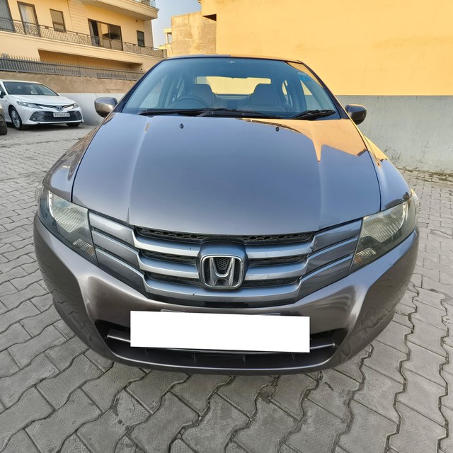 Second-hand 2011 Honda City S for sale in Chandigarh-2