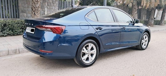 Second-hand 2021 Skoda Octavia Style for sale in New Delhi-13