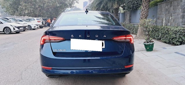 Second-hand 2021 Skoda Octavia Style for sale in New Delhi-2