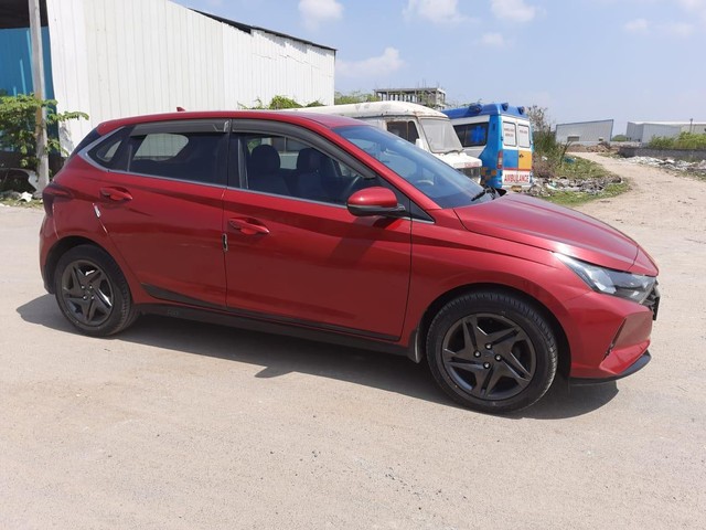 Second-hand 2022 Hyundai i20 Sportz BSVI for sale in Chennai-3