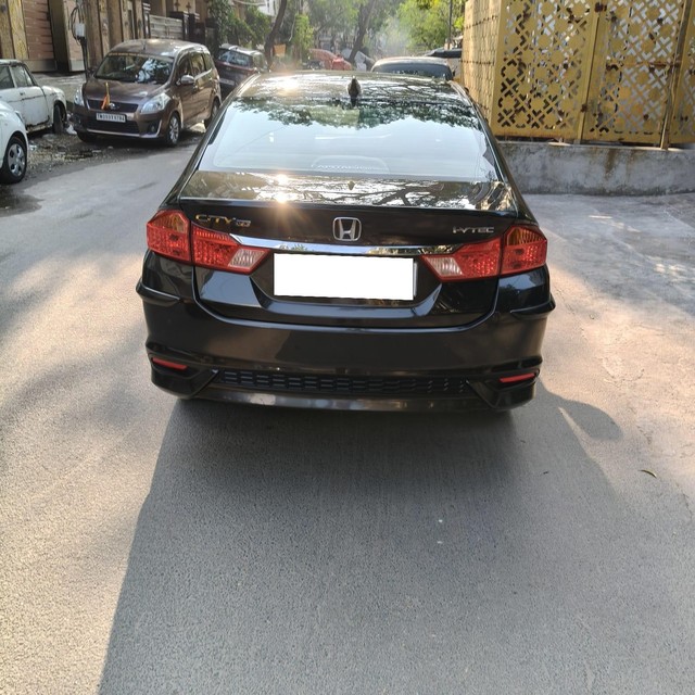 Second-hand 2017 Honda City i VTEC VX for sale in Chennai-2