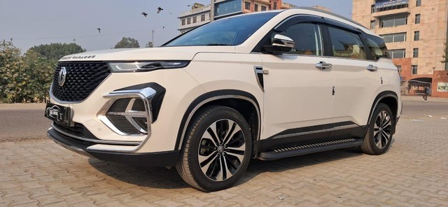 Second-hand 2022 MG Hector Sharp CVT for sale in New Delhi-21