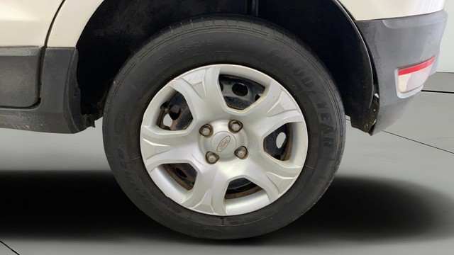 Second-hand 2014 Ford Ecosport 1.5 Ti VCT MT Ambiente for sale in Kochi-28