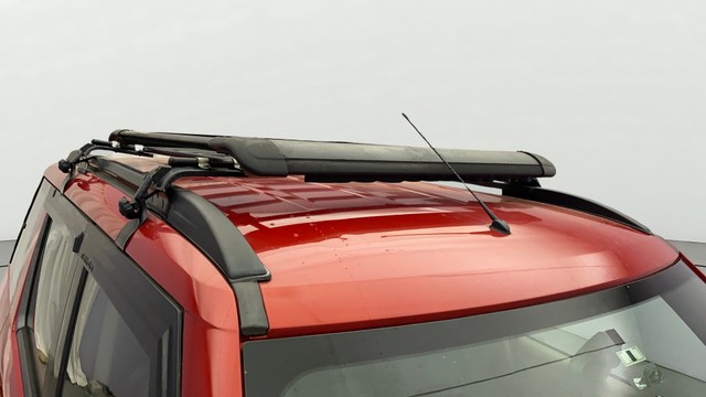 Second-hand 2016 Mahindra TUV 300 T8 AMT for sale in Kochi-8